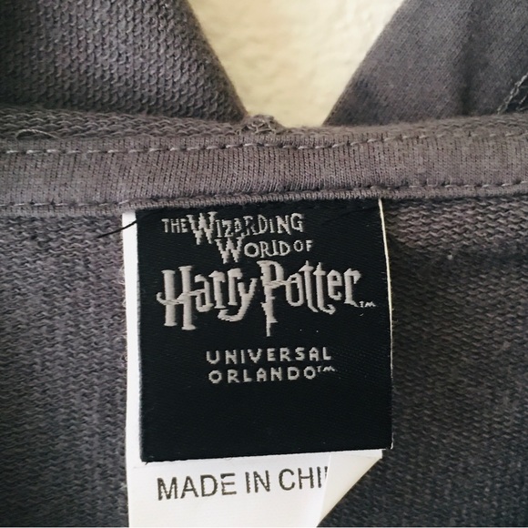 NWT Harry Potter Hooded Gryffindor Shirt - Picture 4 of 4